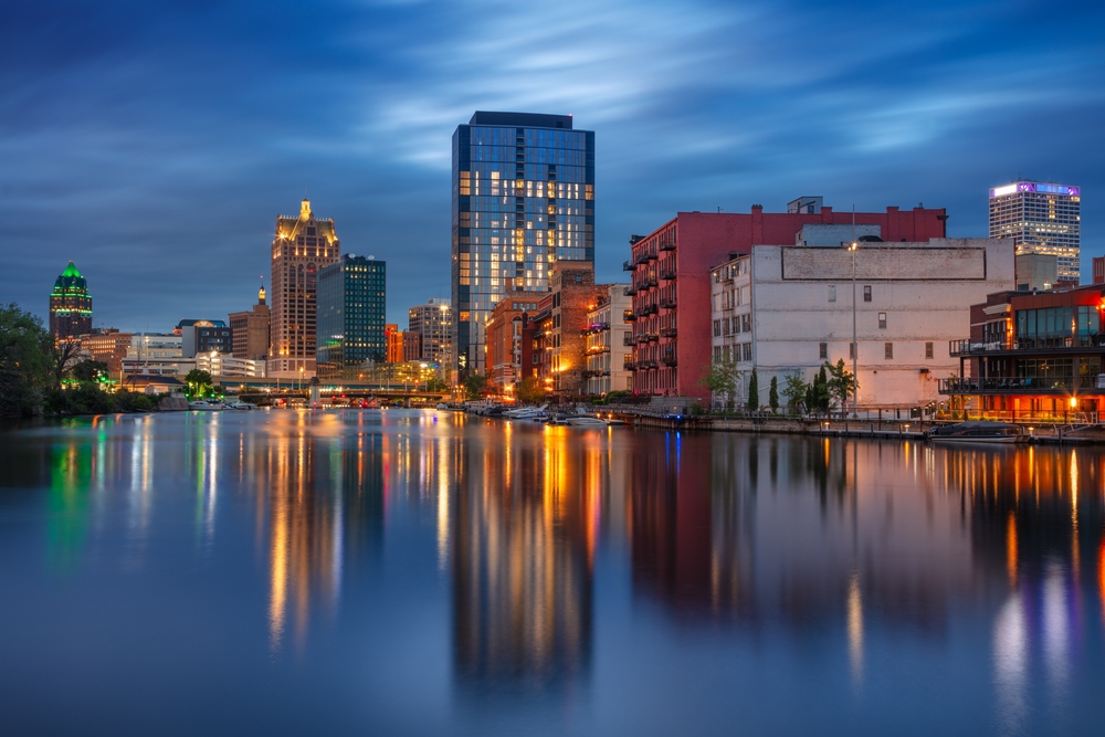 How to Become a Clinical Mental Health Counselor in Wisconsin